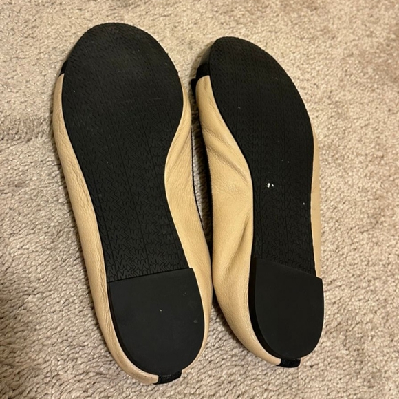 Michael Kors Size 9 Ballet Flats - Picture 3 of 3